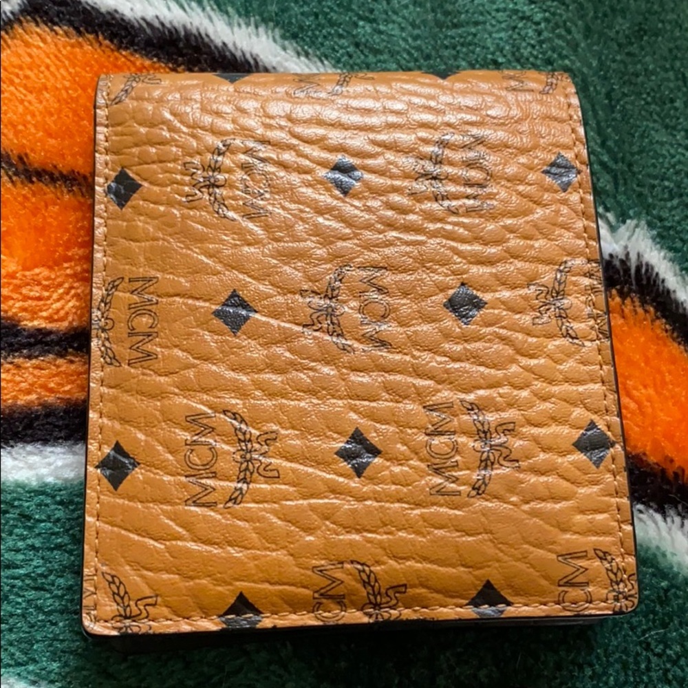 Wallet